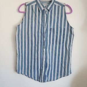 Women's Blue Striped Sleeveless Top